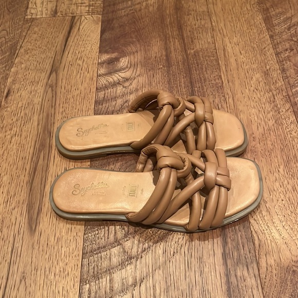 Seychelles Woman’s Brown Sandals Size 6 - Picture 3 of 6